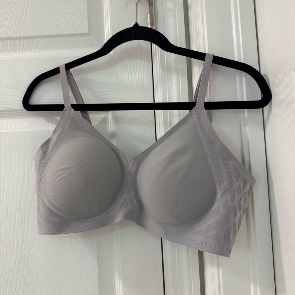 Honeylove silhouette wireless bra size large in grey